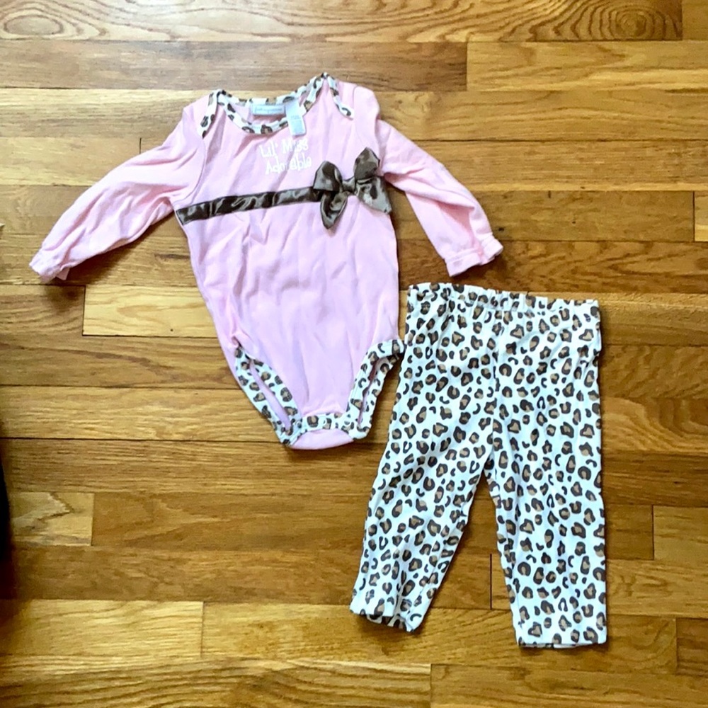 EUC First Impressions Baby Girl Outfit size 6-9m - Picture 1 of 4